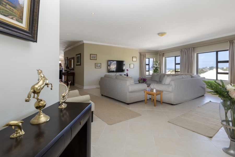 4 Bedroom Property for Sale in West Beach Eastern Cape